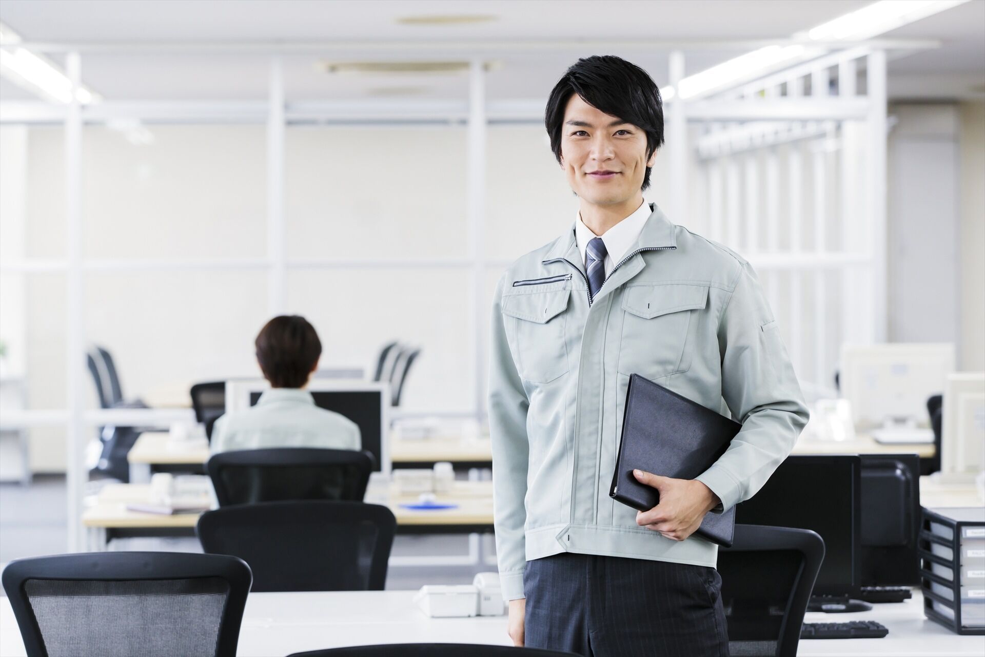 男性社員